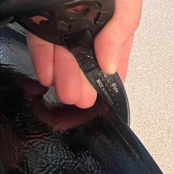 Tory Burch Miller Cloud lug sandals patent black and pink - Picture 4 of 7